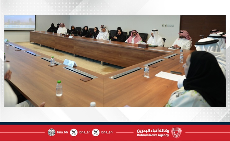 وزير الصناعة والتجارة يجتمع مع وفد الجانب السعودي بمجلس الأعمال البحريني السعودي المشترك